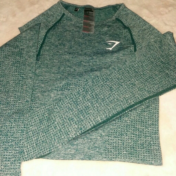 Other - Gymshark long sleeve crop